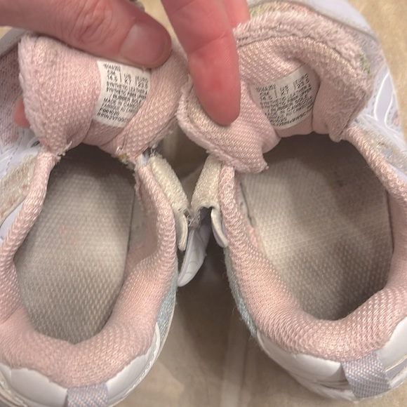 Asics Baby/New Toddler Rainbow Unicorn Velcro Sneakers. Great Used Cndtn- 2cute! - Picture 7 of 8